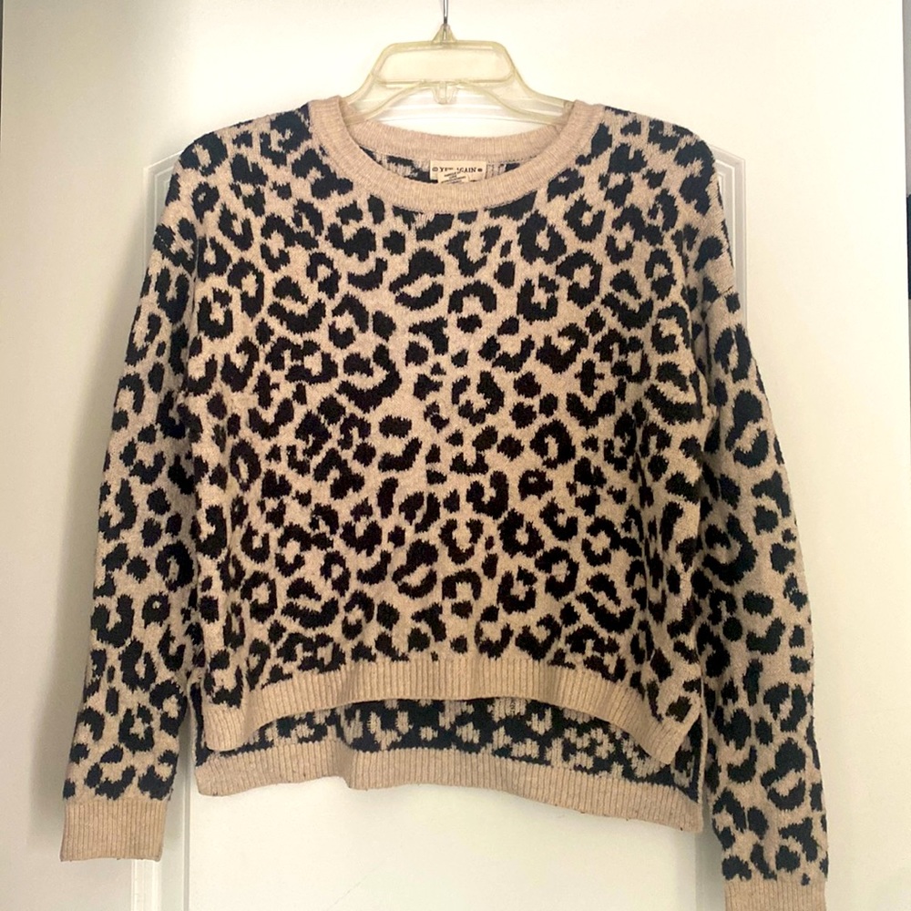 Leopard cozy sweater